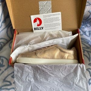 *Brand New* BILLY Footwear Classic Low Lace-Up Zip-On Shoe in Rose Gold